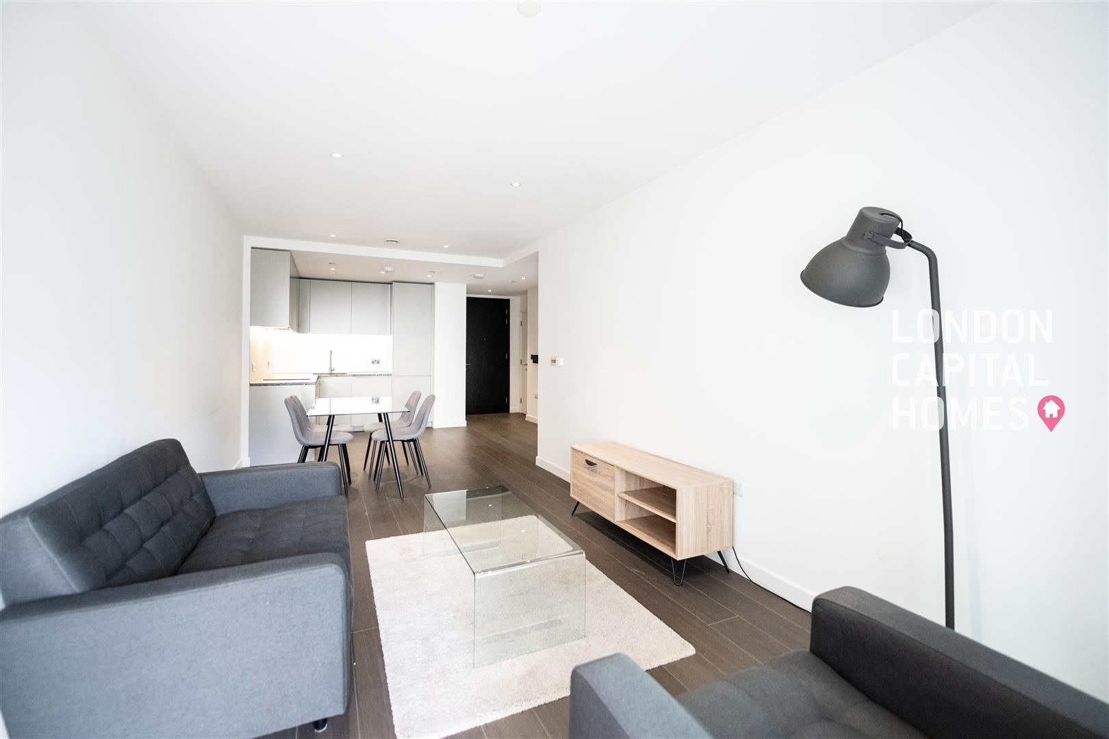 1 bed property in 10 Cutter Lane, LONDON